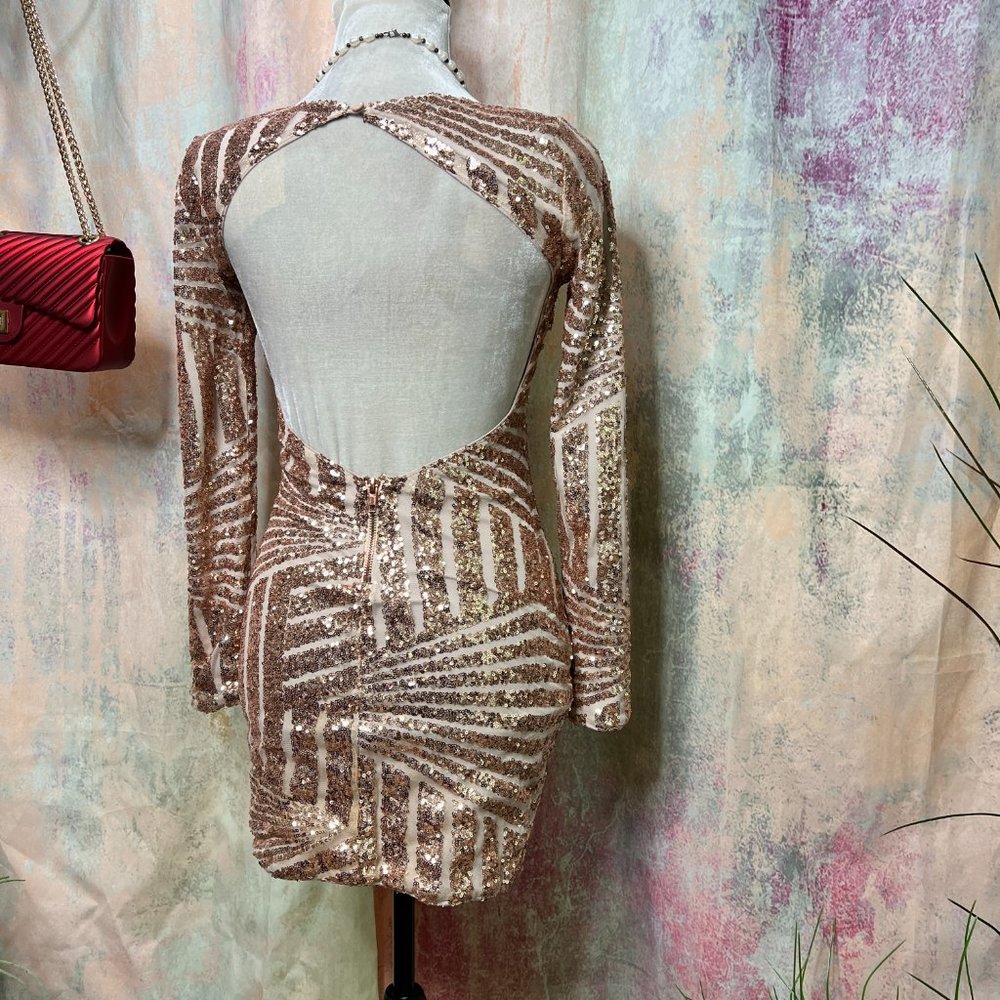📌Xenia Boutique Rose Gold Mini Sequin Bodycon Formal - Ball - Prom Dress - Picture 3 of 16